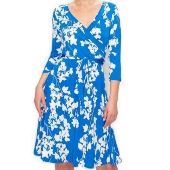 janette fashion wrap dress Janette Fashion Dresses | Janette Fashion Blue White Floral Faux Wrap Knee Length Dress | Color: Blue/White | Size: L